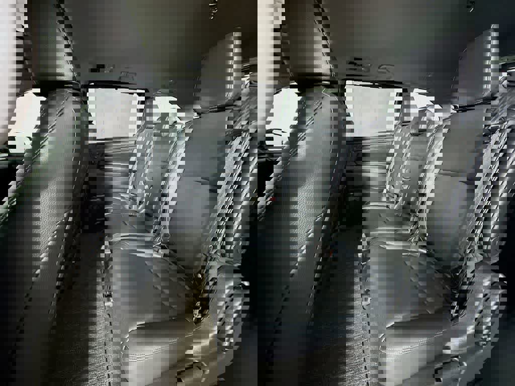 Used 2023 Honda Odyssey EX-L image 16