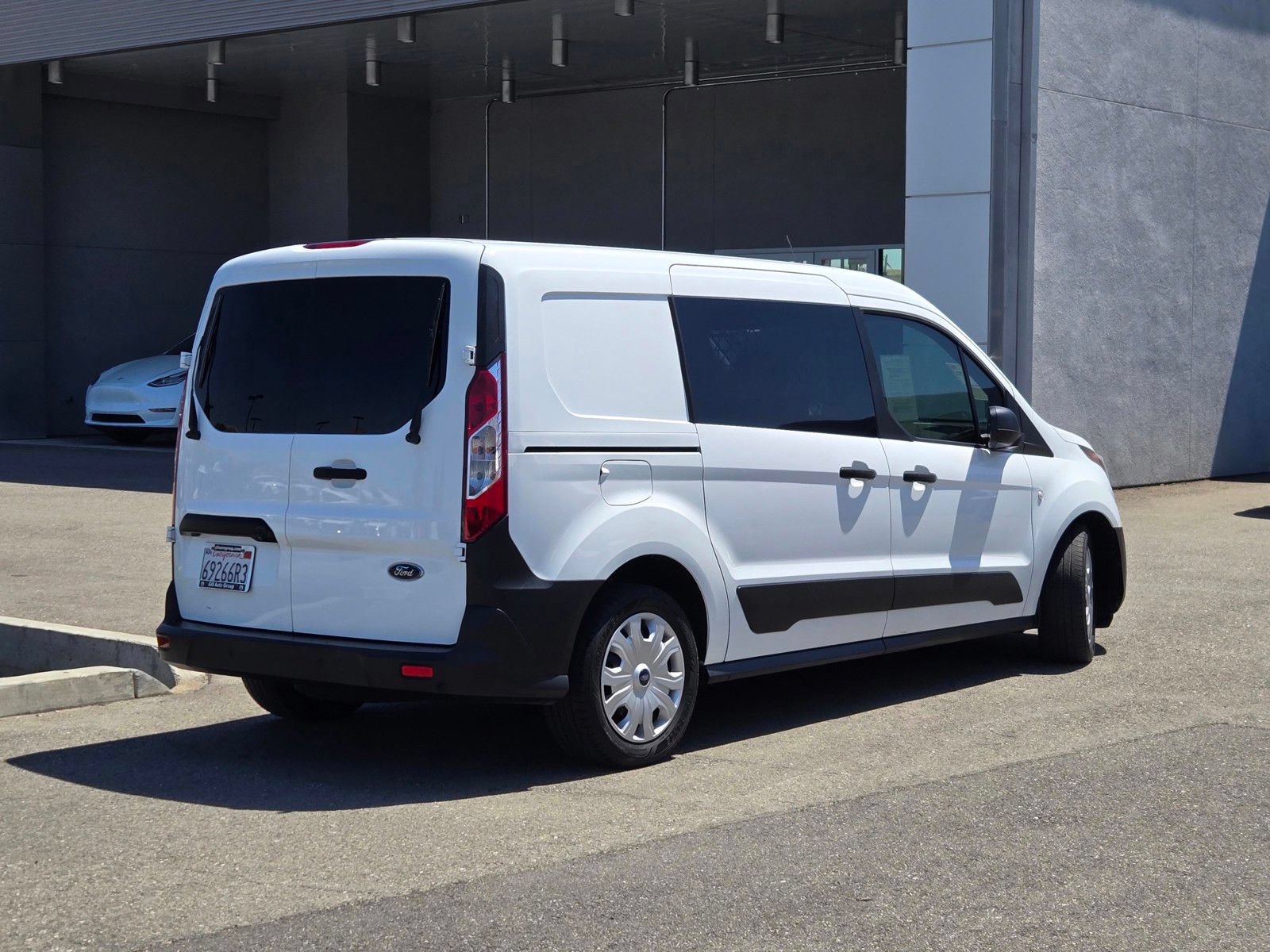 Certified 2020 Ford Transit Connect XL FWD image 4