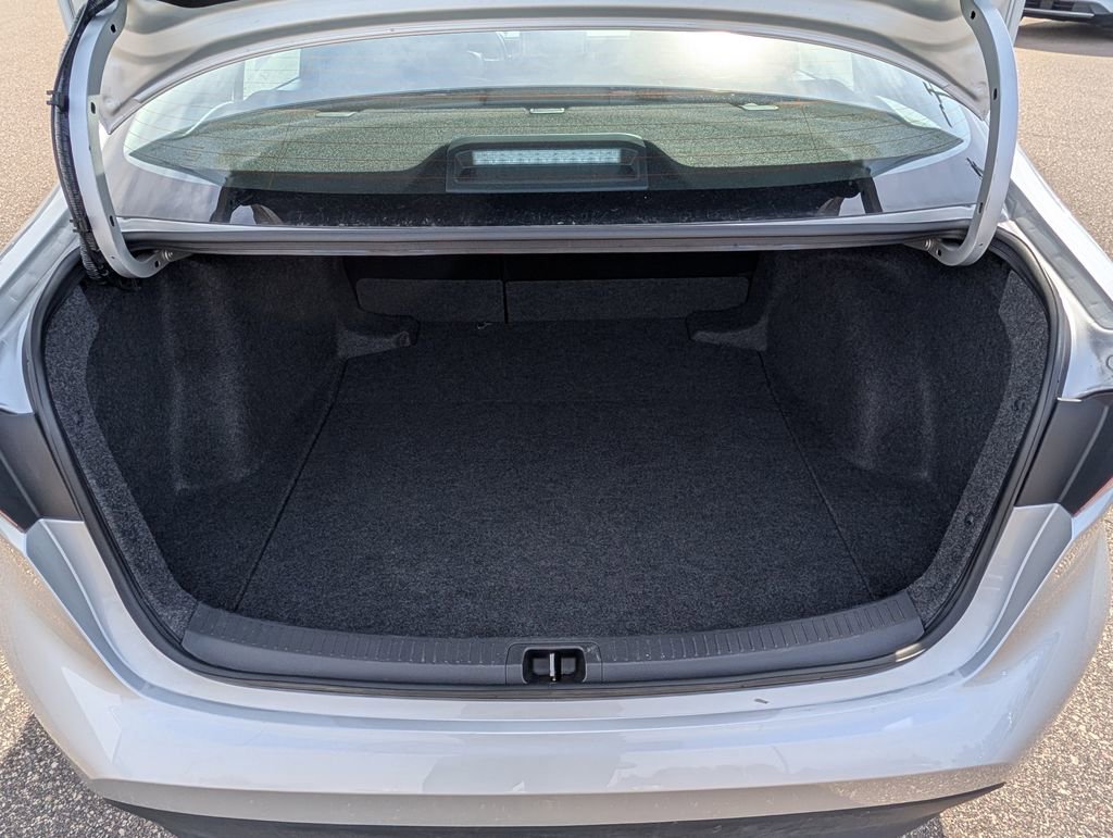 Used 2025 Toyota Corolla LE image 17
