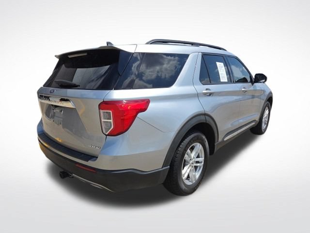 Certified 2022 Ford Explorer XLT w/ Equipment Group 202A AWD/4WD image 10