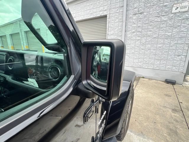 Used 2021 Jeep Wrangler Unlimited Sahara AWD/4WD image 17