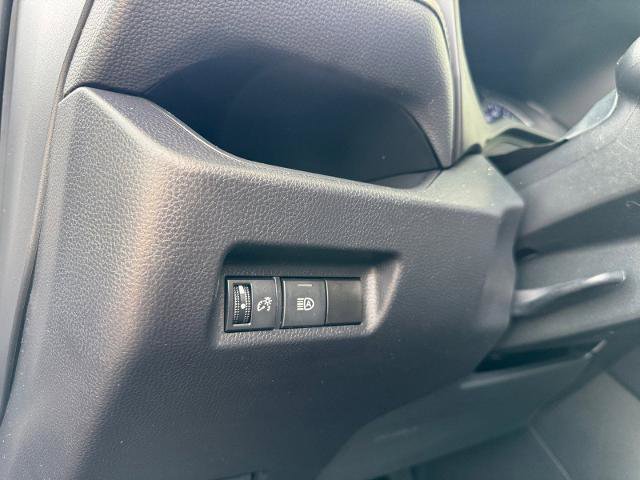 Used 2021 Toyota RAV4 XLE FWD image 21