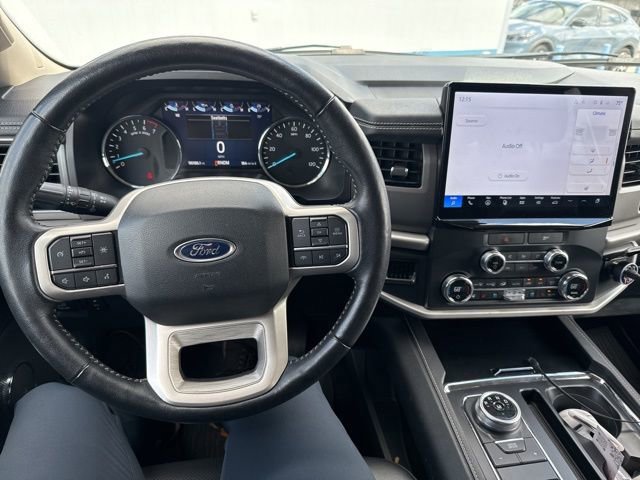 Certified 2022 Ford Expedition XLT image 8