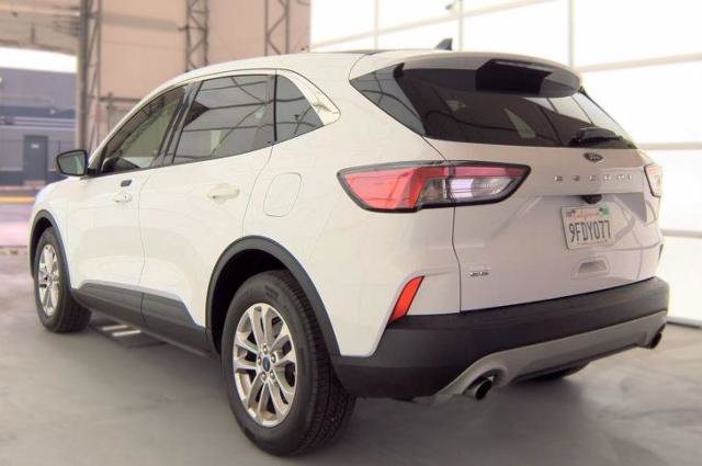 Certified 2022 Ford Escape SE FWD image 4