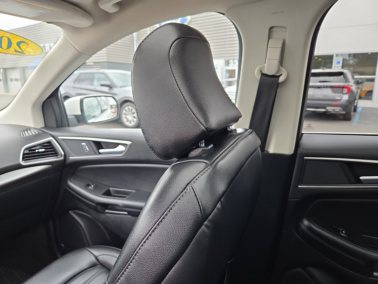 Certified 2024 Ford Edge SEL w/ Convenience Package AWD/4WD image 17