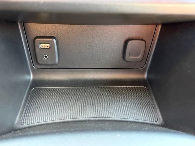 Used 2018 Chevrolet Colorado W/T w/ Custom Special Edition AWD/4WD image 16