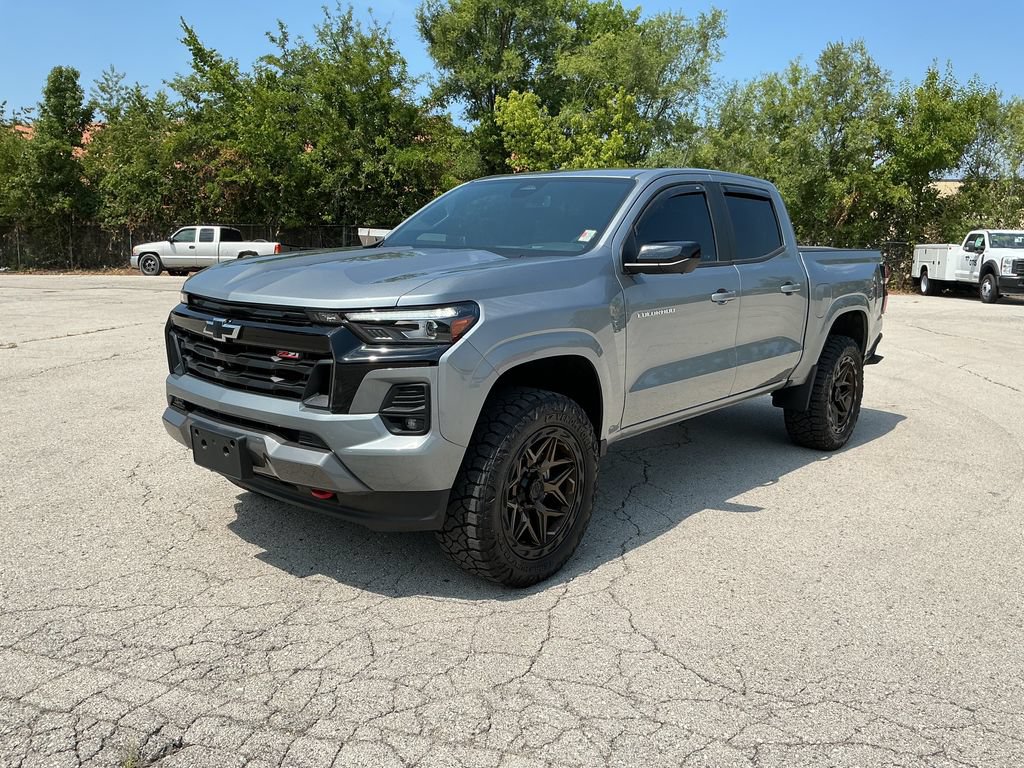 Used 2024 Chevrolet Colorado Z71 w/ Z71 Convenience Package 2