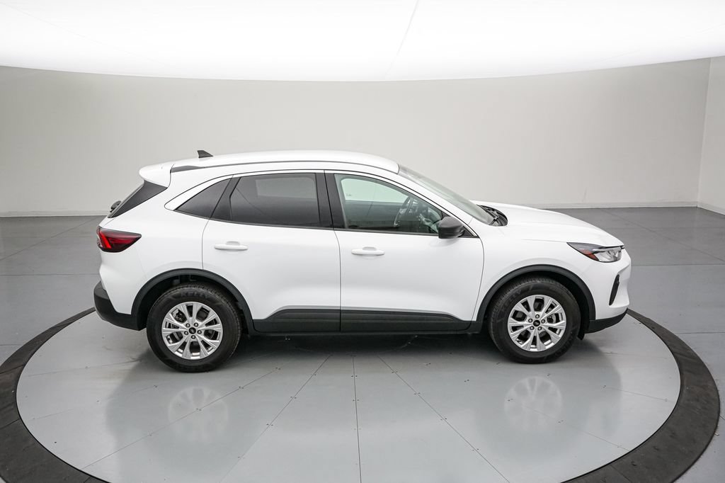 Certified 2023 Ford Escape Active AWD/4WD video 3