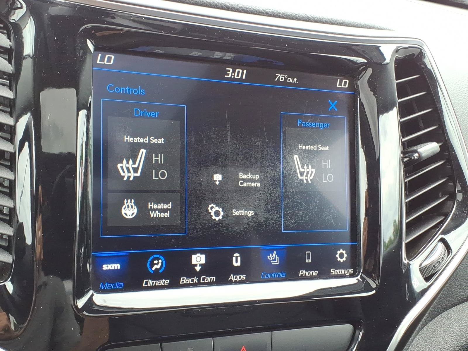 Used 2020 Jeep Cherokee Limited AWD/4WD image 19