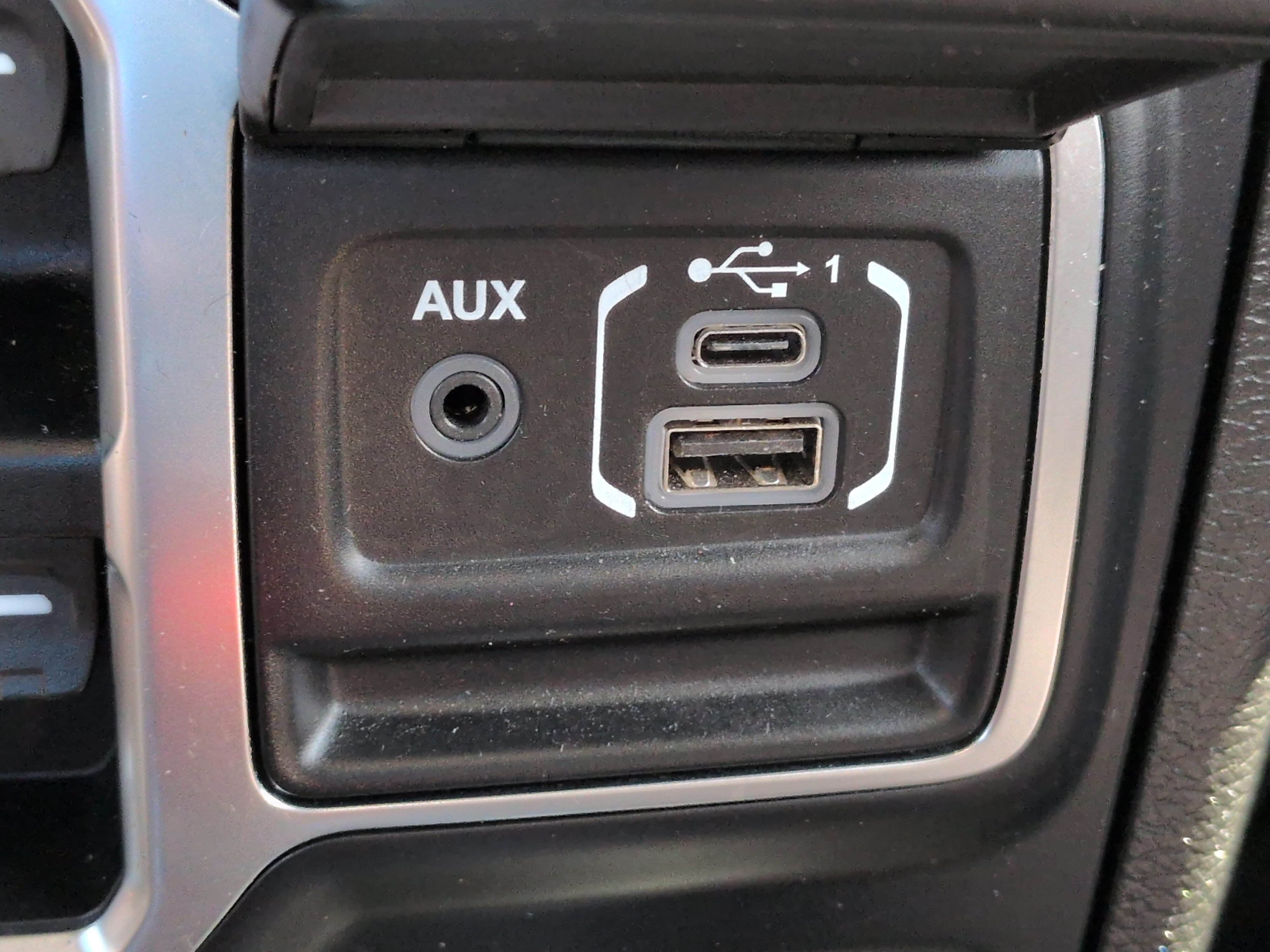 Used 2020 Jeep Gladiator Rubicon AWD/4WD image 20