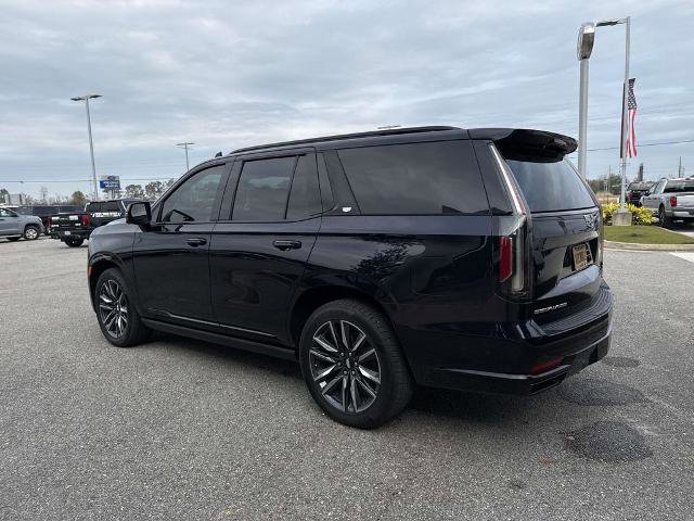 Used 2022 Cadillac Escalade Sport Platinum image 2