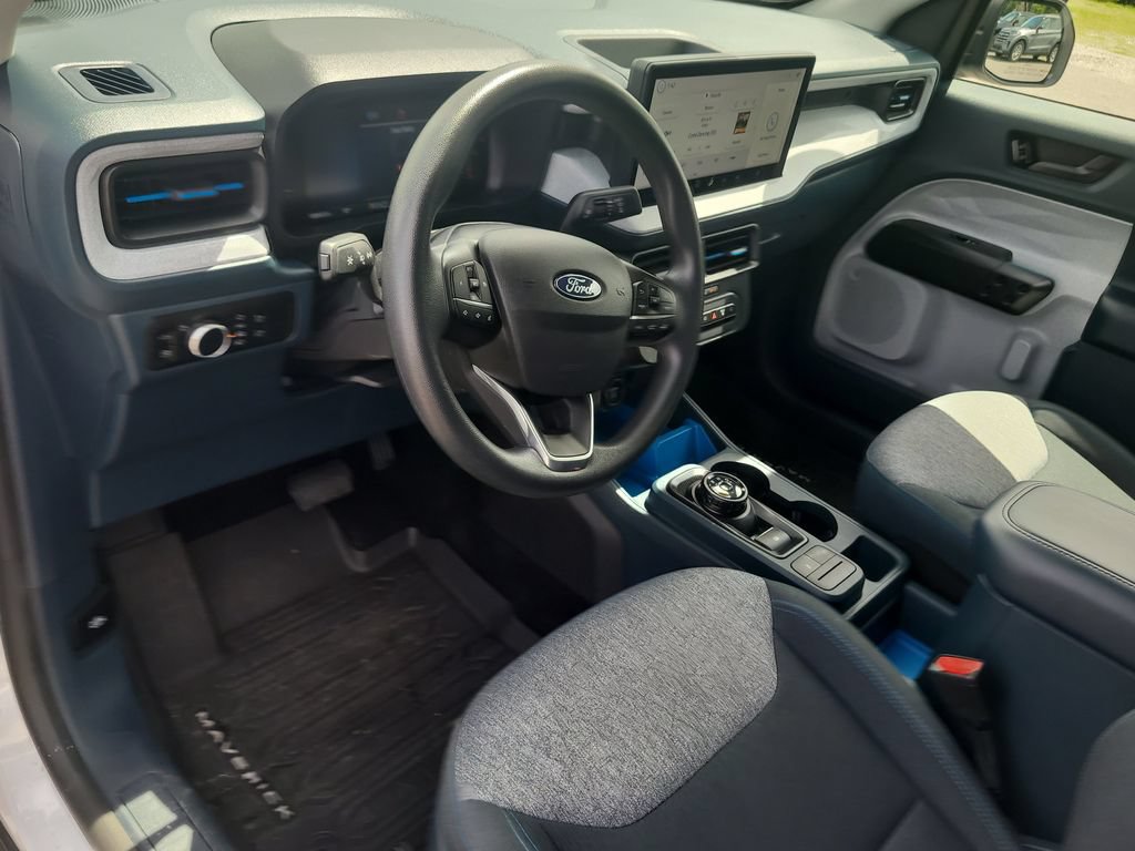 Certified 2025 Ford Maverick XLT FWD image 16