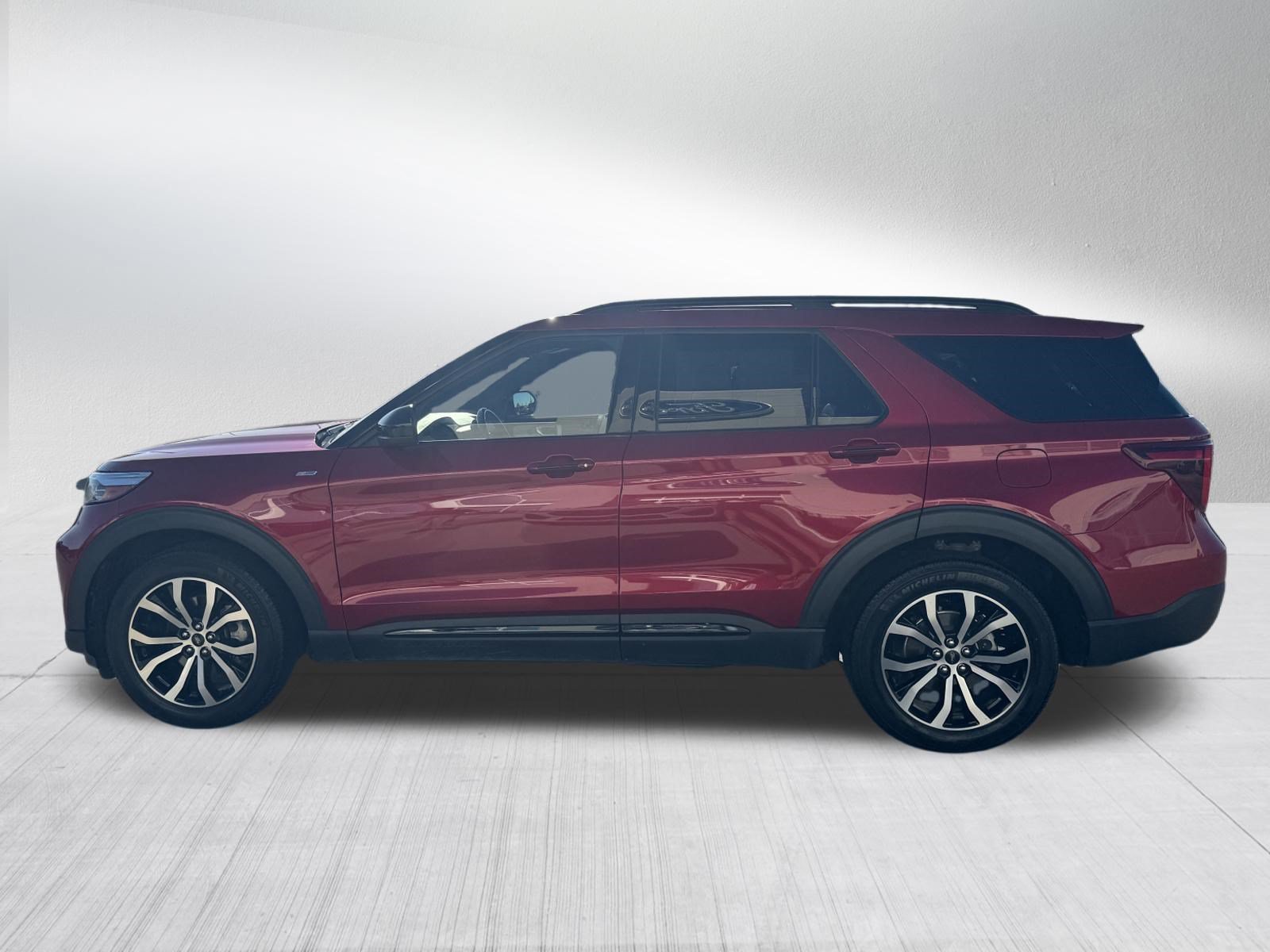 Certified 2022 Ford Explorer ST-Line w/ Class IV Trailer Tow Package AWD/4WD image 4