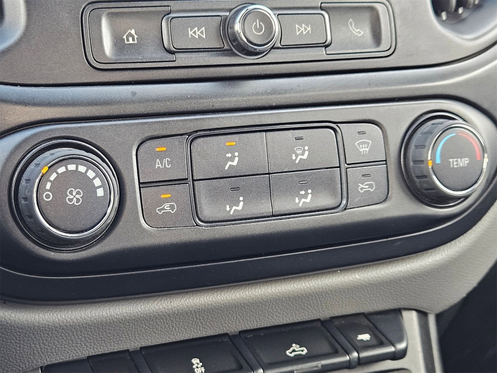 Used 2021 Chevrolet Colorado W/T w/ WT Convenience Package image 17