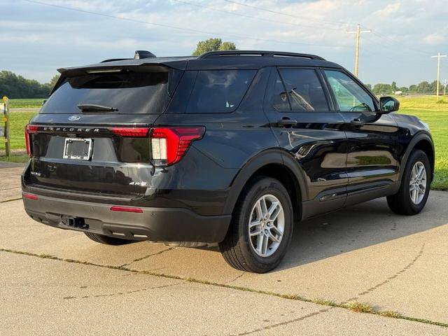 Certified 2026 Ford Explorer Active AWD/4WD image 5