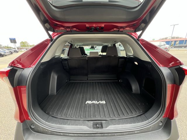 Used 2024 Toyota RAV4 XLE w/ Convenience Package AWD/4WD image 24