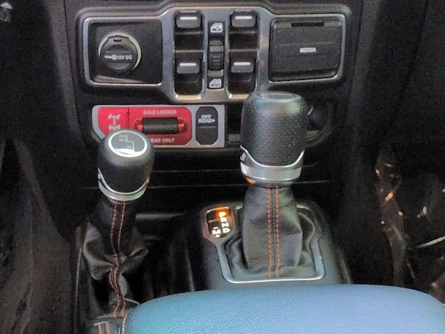 Used 2022 Jeep Gladiator Mojave w/ LED Lighting Group AWD/4WD image 19