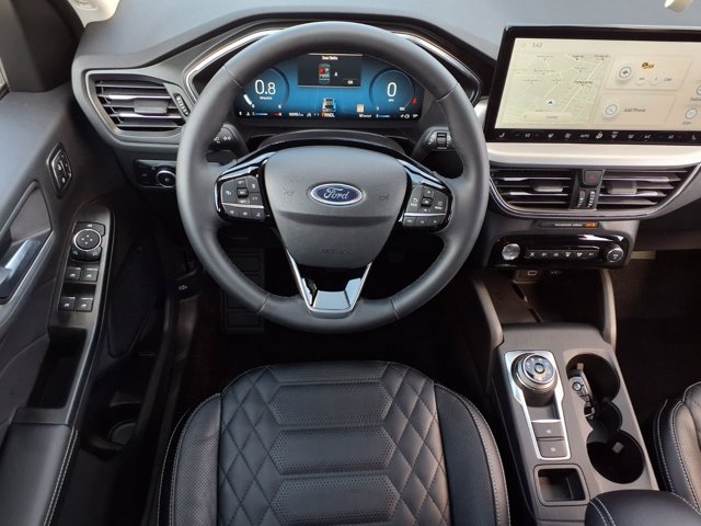 Certified 2024 Ford Escape Platinum w/ Premium Technology Package AWD/4WD image 6