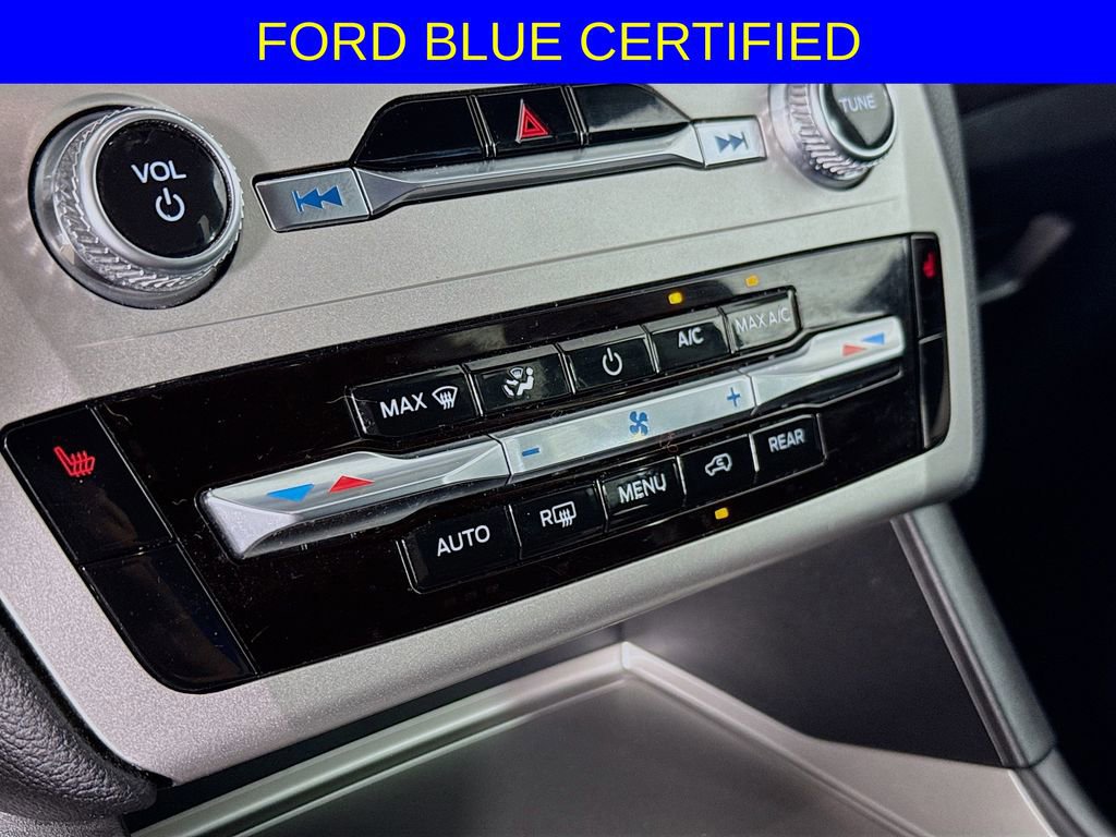 Certified 2022 Ford Explorer XLT image 15