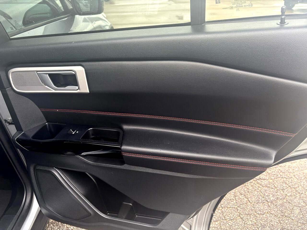 Certified 2023 Ford Explorer ST-Line w/ Class IV Trailer Tow Package image 52