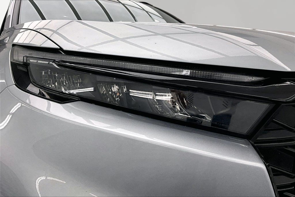 Used 2025 Honda CR-V Sport-L image 28