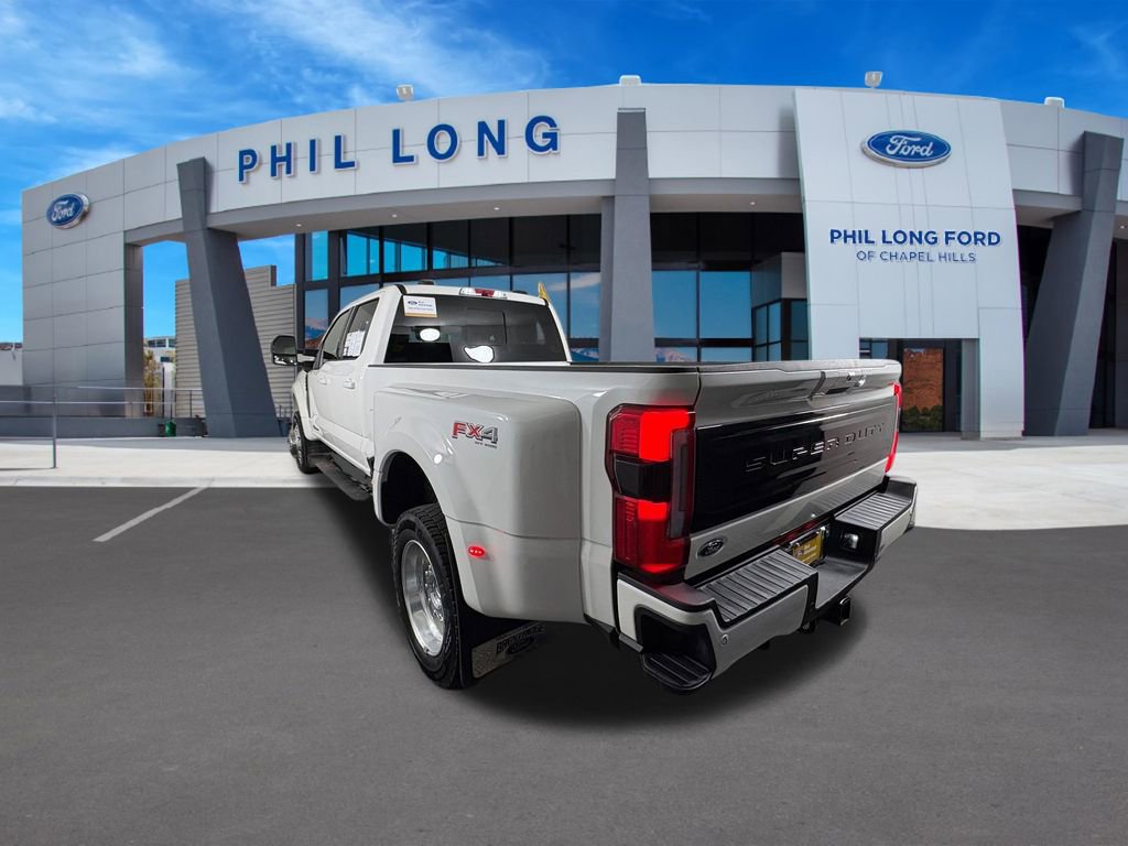 Certified 2026 Ford F450 Platinum w/ FX4 Off-Road Package AWD/4WD image 3