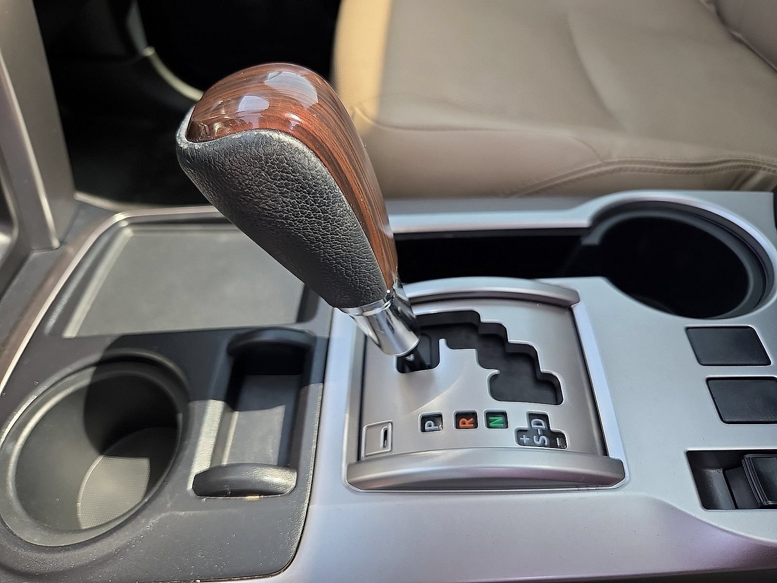Used 2018 Toyota 4Runner Limited RWD image 17