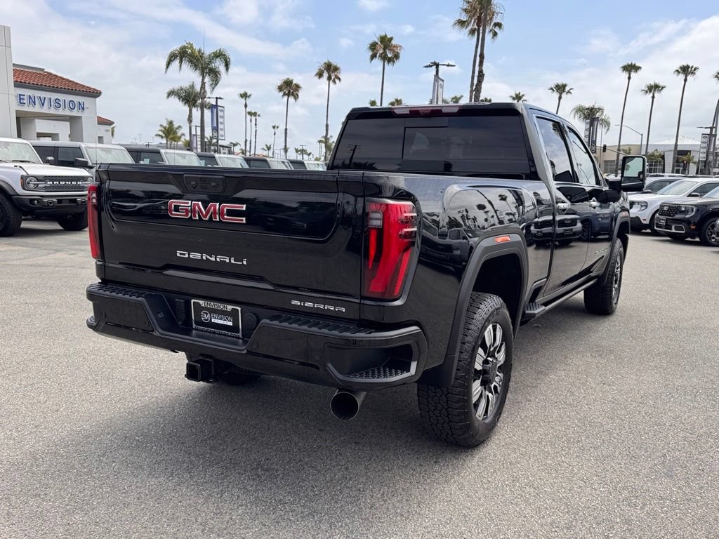 Used 2025 GMC Sierra 3500 Denali w/ Denali Reserve Package AWD/4WD image 12
