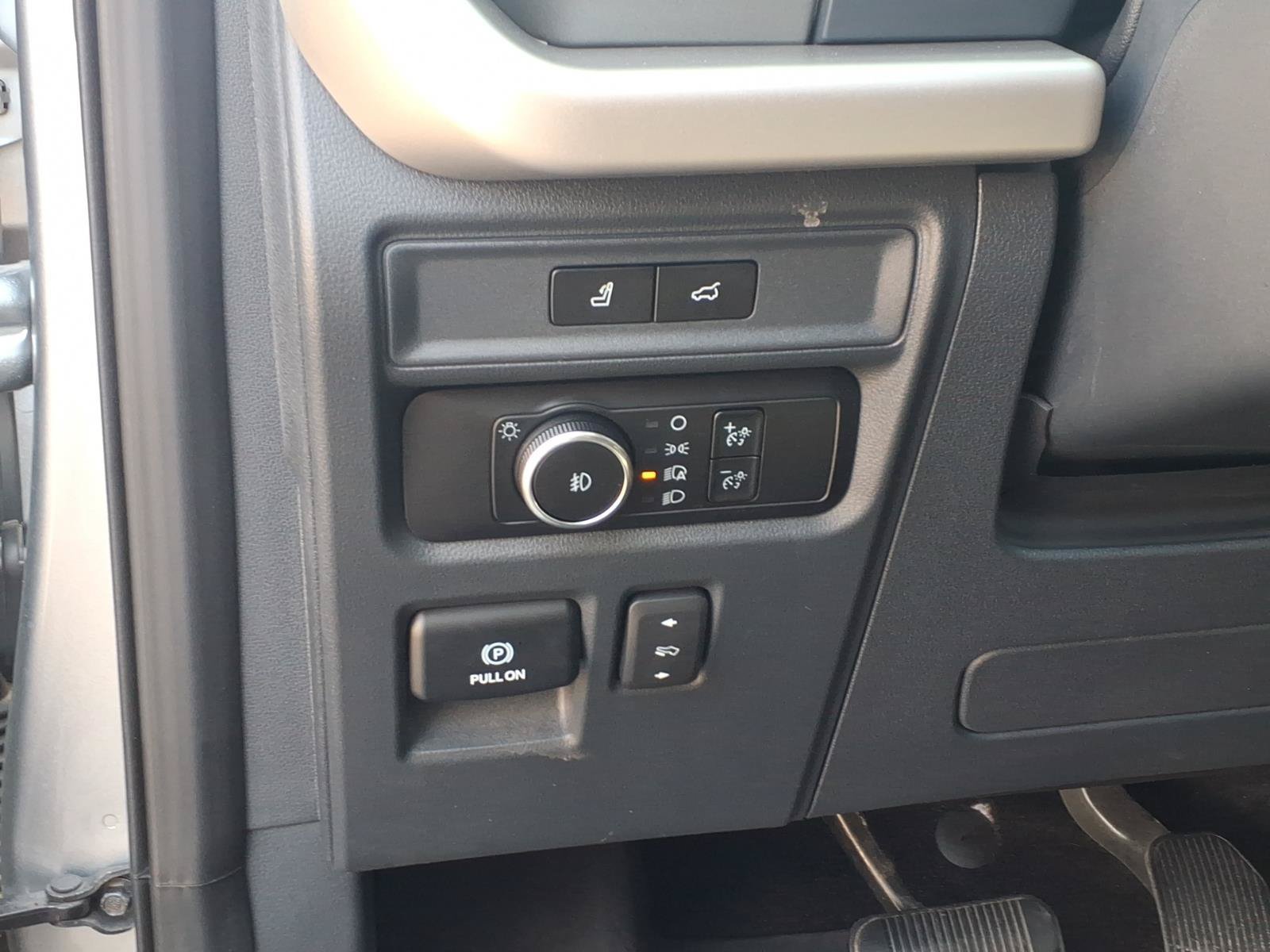 Certified 2023 Ford Expedition XLT RWD image 11