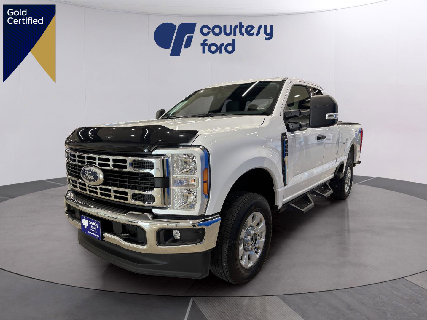Certified 2023 Ford F250 XLT image 1