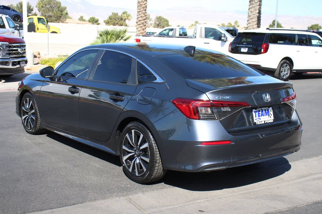 Used 2022 Honda Civic EX image 5