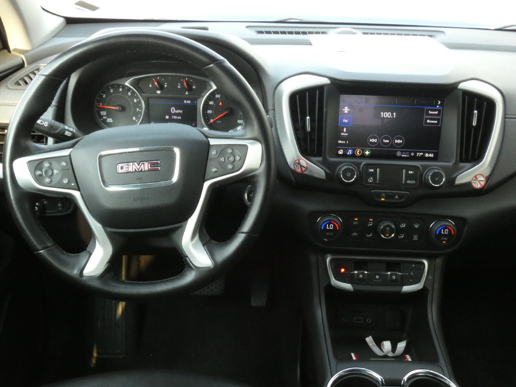 Used 2024 GMC Terrain SLT AWD/4WD image 11