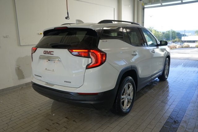 Used 2019 GMC Terrain SLE w/ Driver Convenience Package AWD/4WD image 14