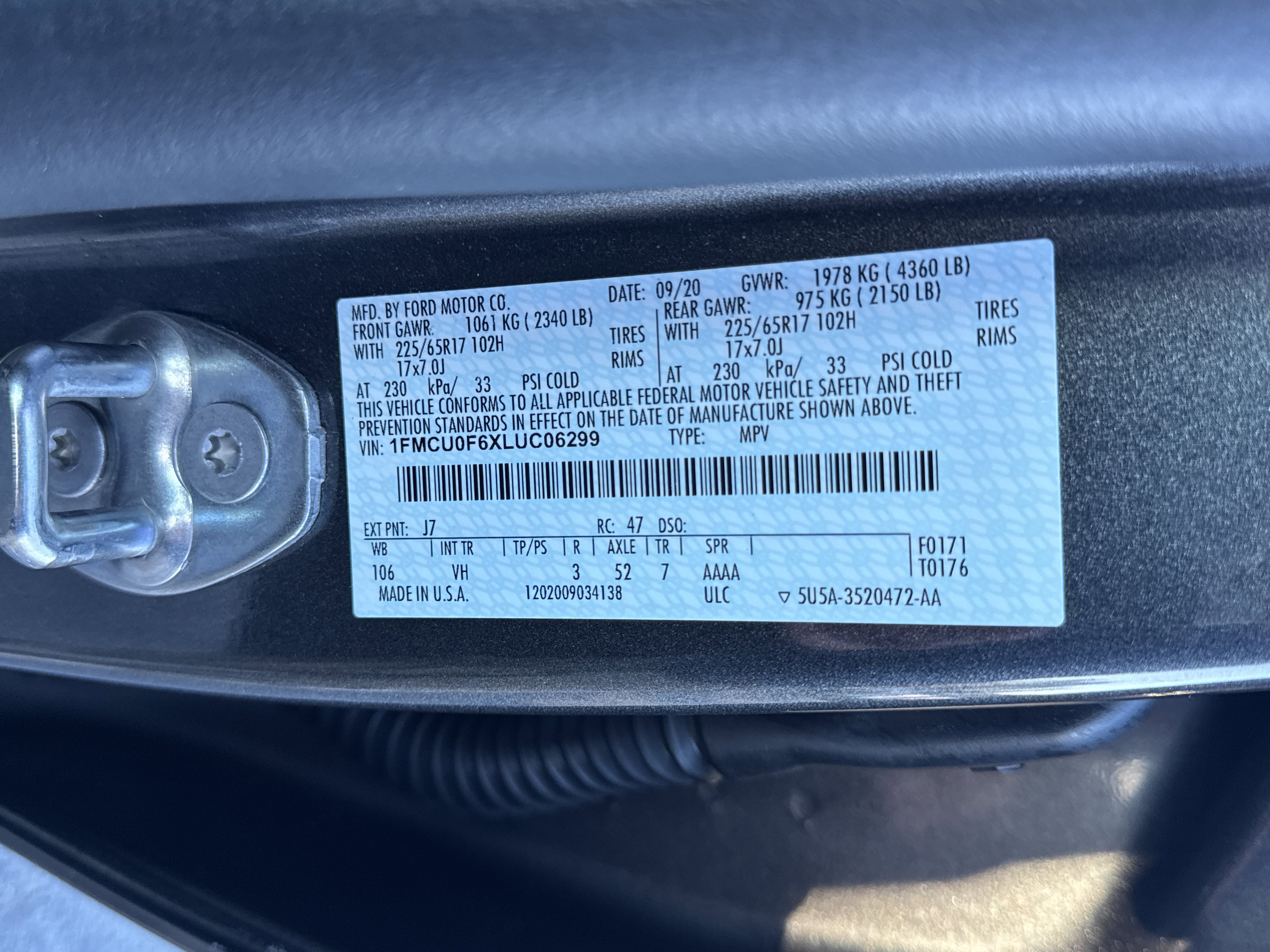 Certified 2020 Ford Escape S image 31