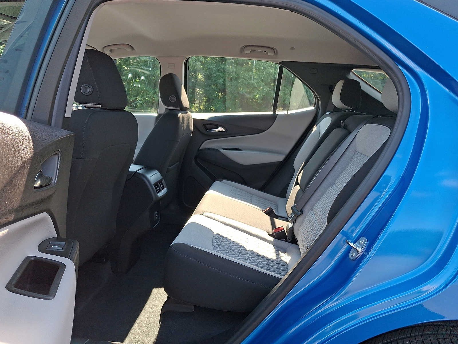 Used 2024 Chevrolet Equinox LS FWD image 10