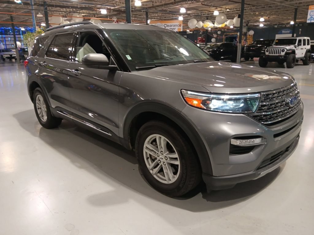 Certified 2023 Ford Explorer XLT w/ Equipment Group 202A