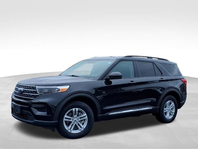 Certified 2023 Ford Explorer XLT w/ Class IV Trailer Tow Package AWD/4WD image 2