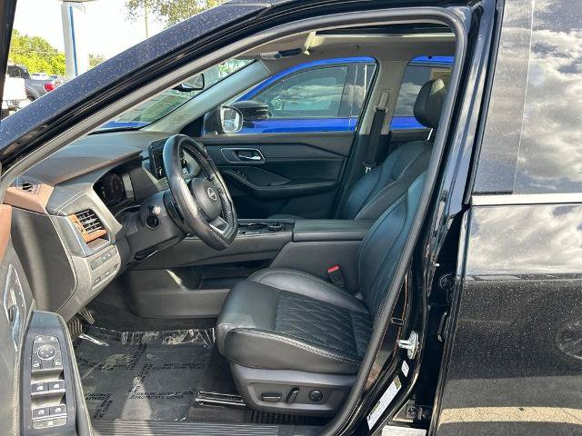 Used 2022 Nissan Rogue Platinum AWD/4WD image 15