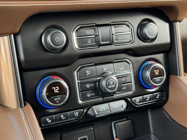 Used 2021 Chevrolet Tahoe High Country AWD/4WD image 13