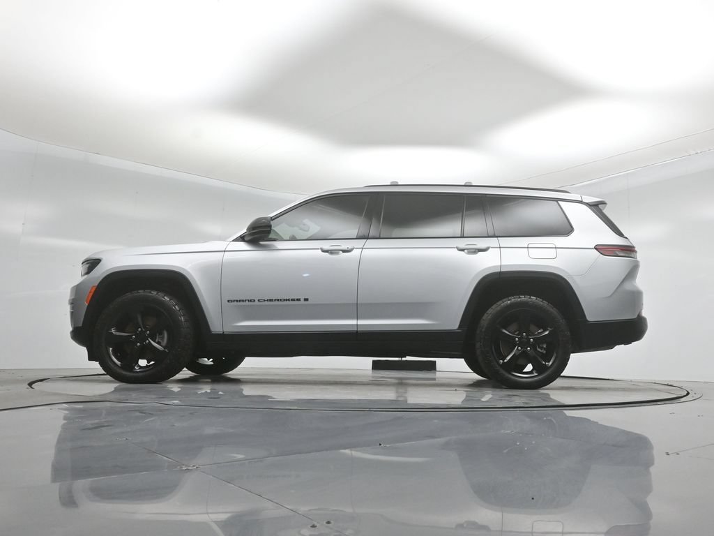 Used 2021 Jeep Grand Cherokee L Laredo AWD/4WD image 50