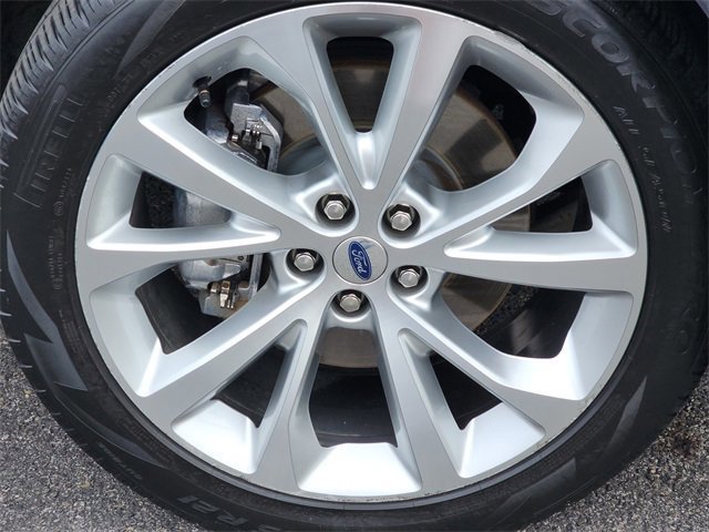 Certified 2022 Ford Explorer Platinum w/ Technology Package image 25