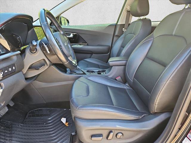 Used 2022 Kia Niro Touring Special Edition FWD image 17