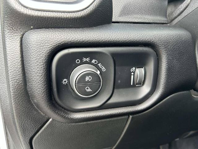 Used 2024 RAM 2500 Big Horn AWD/4WD image 27