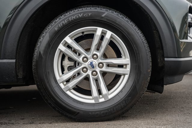 Certified 2024 Ford Explorer XLT w/ Equipment Group 202A image 18