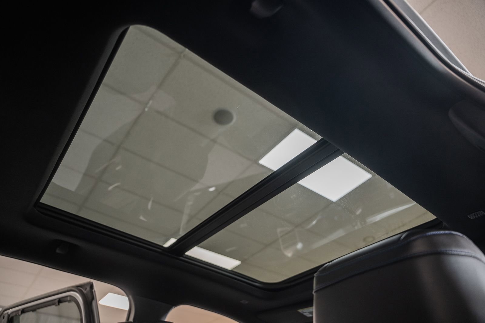 Used 2024 Toyota Tundra Platinum image 44