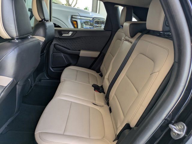 Certified 2020 Ford Escape SEL image 17