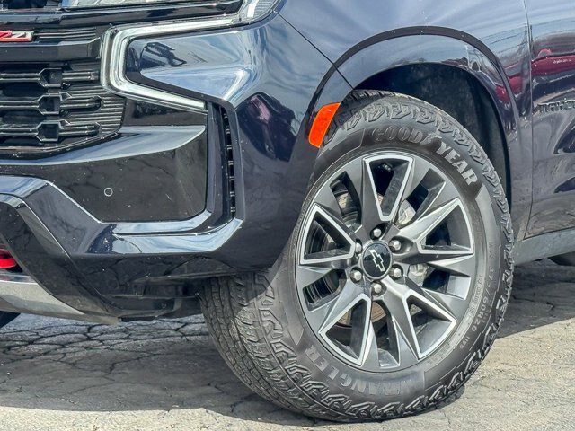 Used 2024 Chevrolet Tahoe Z71 w/ Z71 Off-Road Package AWD/4WD image 4