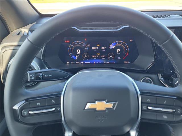 Used 2025 Chevrolet Colorado LT AWD/4WD image 16