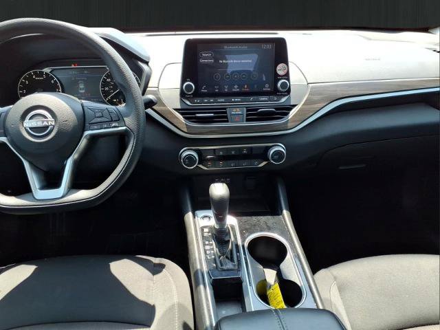 Used 2024 Nissan Altima 2.5 SV FWD image 21