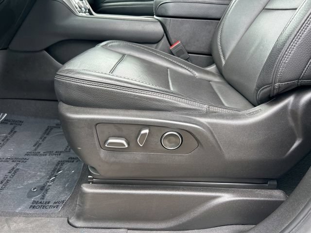 Used 2023 GMC Yukon Denali AWD/4WD image 12